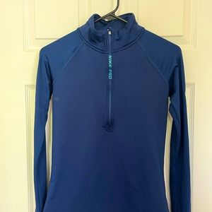 Nike hyperwarm long sleeve M EUC